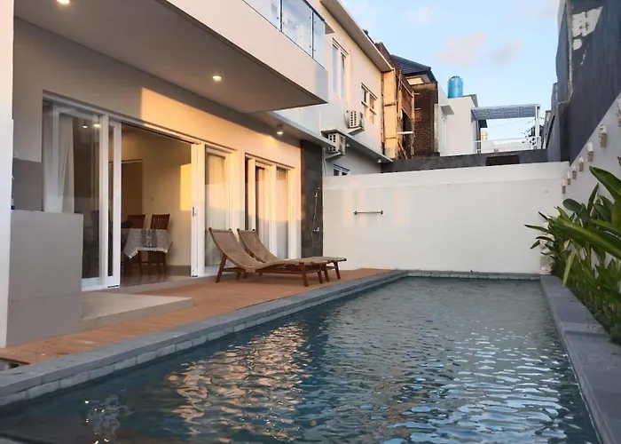 Three Bedrooms With Pool & Rice Field View Holiday home Munggu