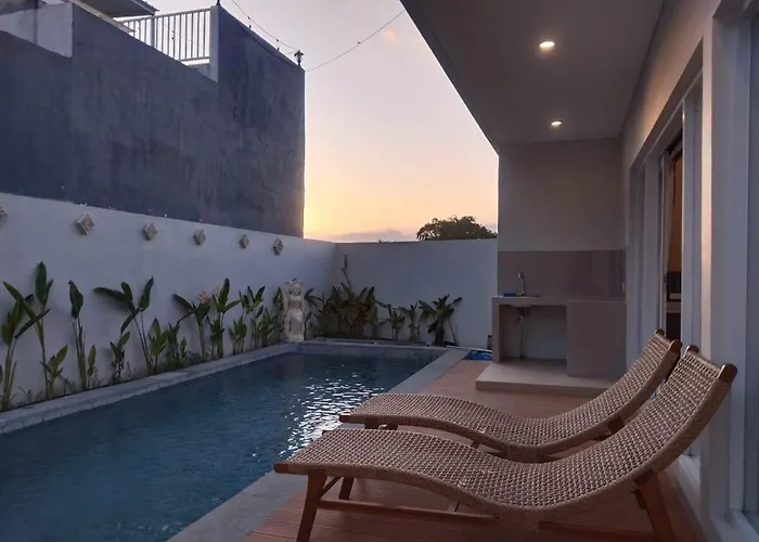 Three Bedrooms With Pool & Rice Field View *