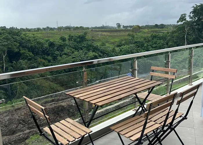Three Bedrooms With Pool & Rice Field View Munggu