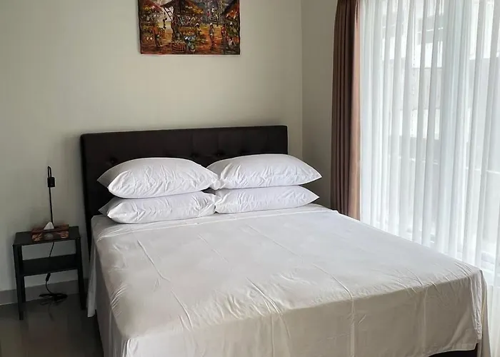 Three Bedrooms With Pool & Rice Field View Holiday home Munggu